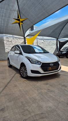 HYUNDAI HB20 1.6 COMFORT PLUS 16V FLEX 4P AUTOMÁTICO